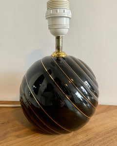 Black and gold porcelain table lamp