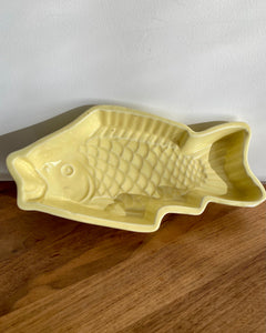 Vintage ceramic fish baking mould