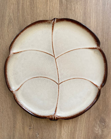Ceramic leaf plate