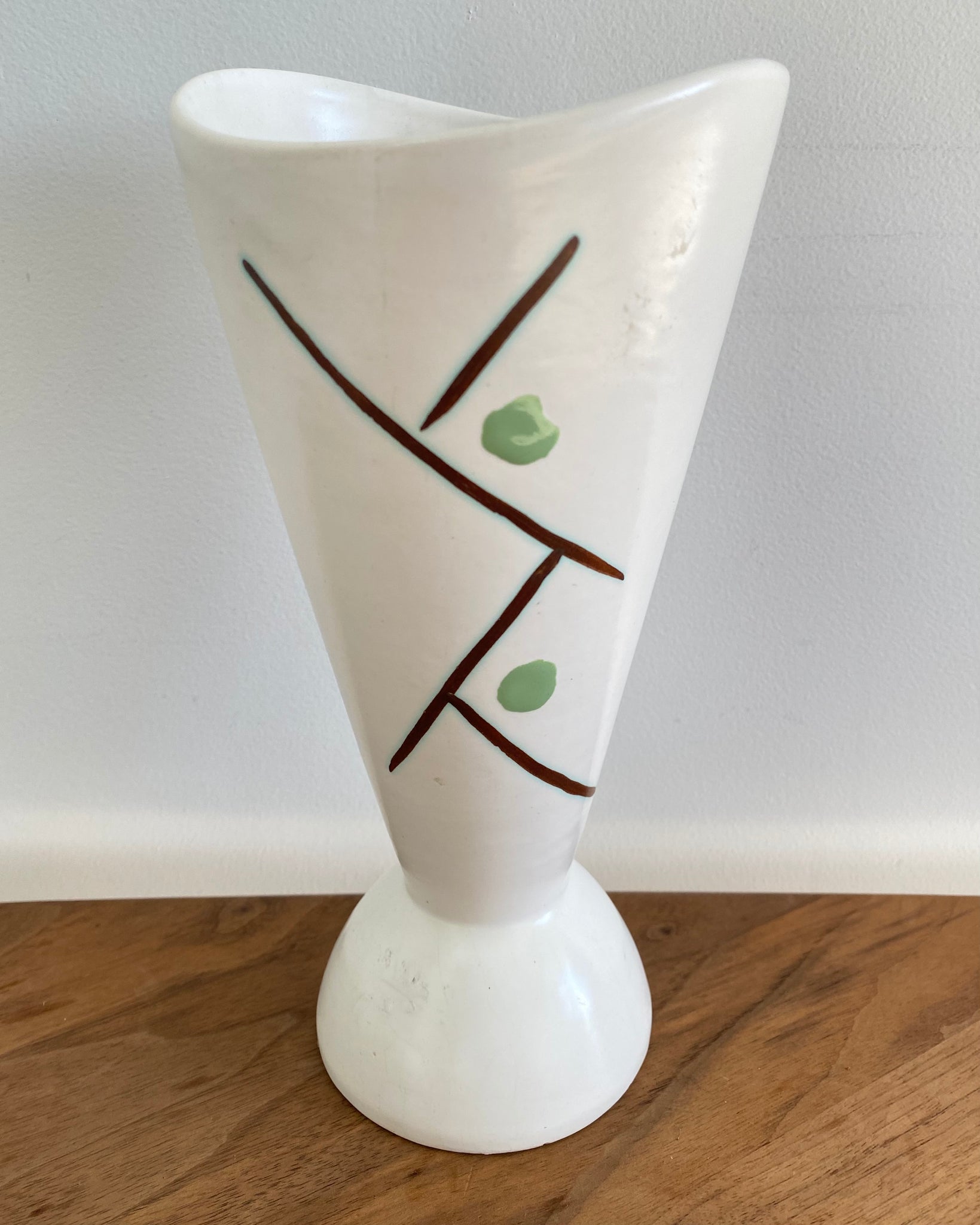 White cone shaped pot/vase